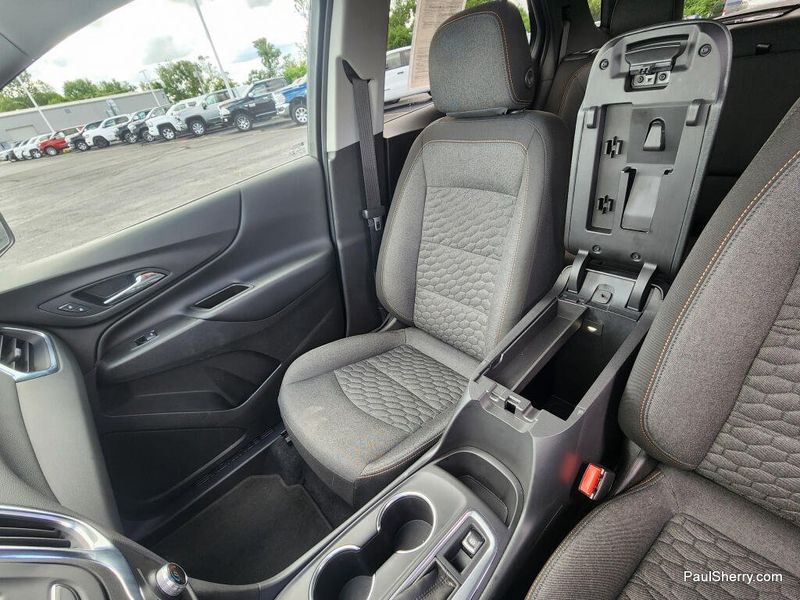 Used 2021 Chevrolet Equinox LT