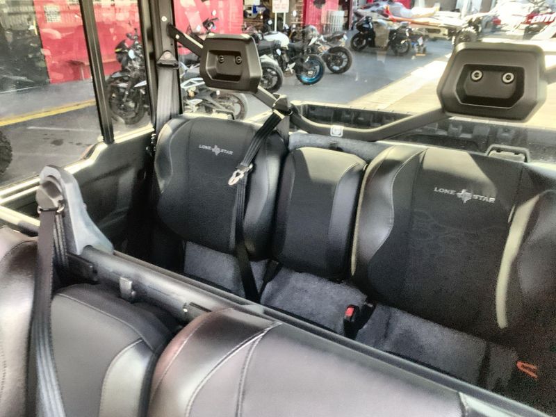 New 2025 Can-Am DEFENDER MAX LONE STAR CAB HD10 Image 22