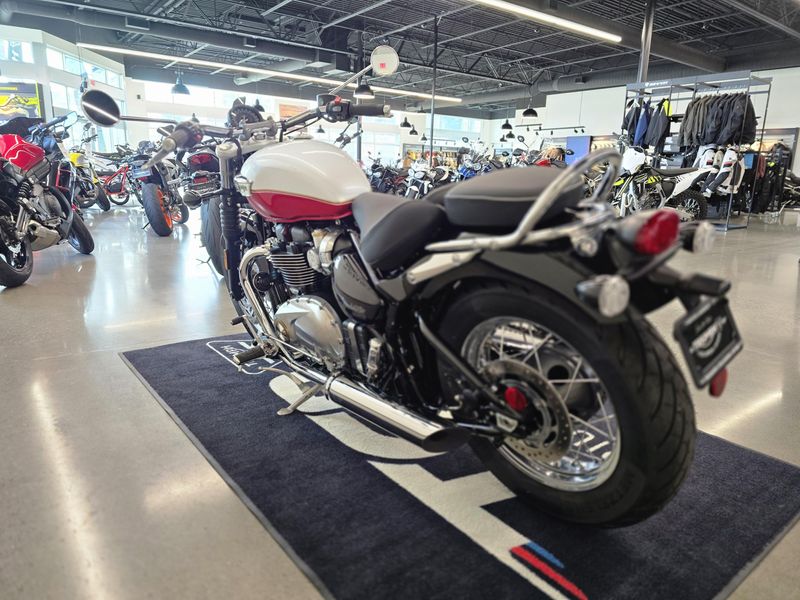 2025 Triumph BONNEVILLE SPEEDMASTER 