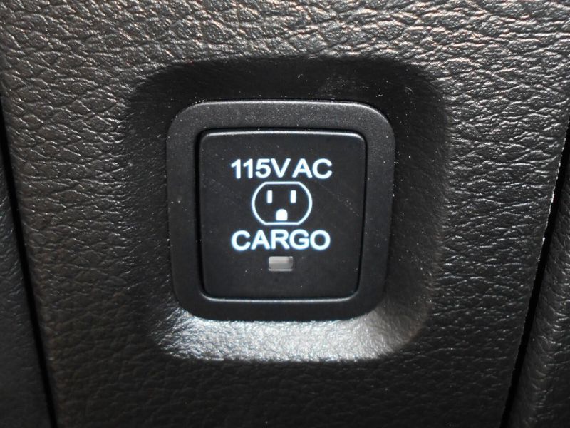 2025 RAM 2500 Big Horn Crew Cab 4x4 6