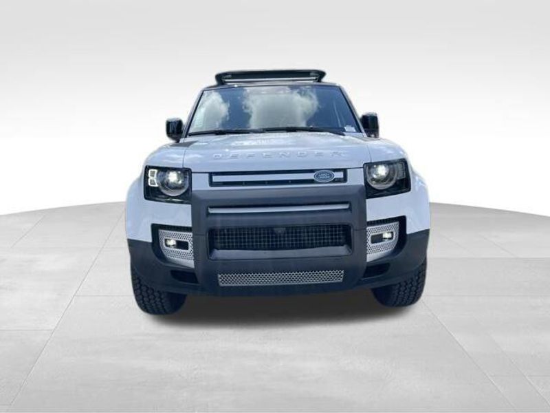2025 Land Rover Defender S