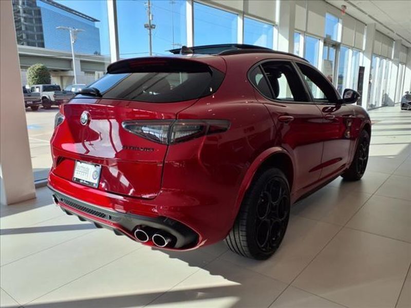 2024 Alfa Romeo Stelvio Quadrifoglio Supersport AwdImage 4