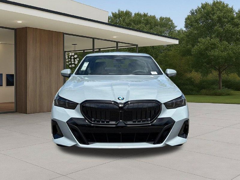 New 2027 BMW 5 Series 530iImage 4