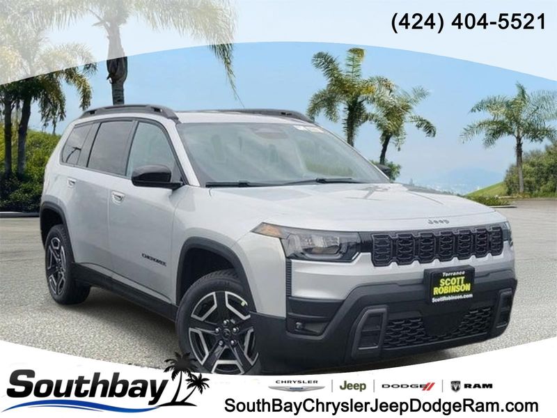 New 2026 Jeep Cherokee Laredo 4x4