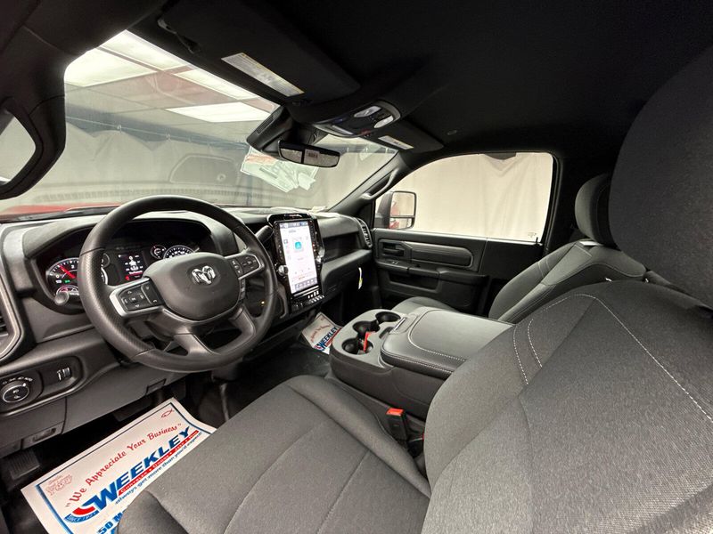2025 RAM 2500 Tradesman Regular Cab 4x4 8