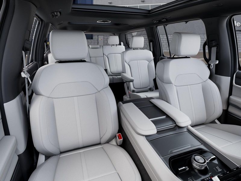 2026 Jeep Grand Wagoneer Summit Obsidian 4x4Image 9