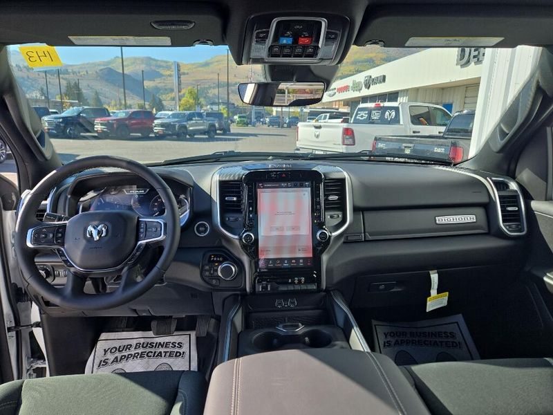 2025 Ram 1500 Big Horn photo 9