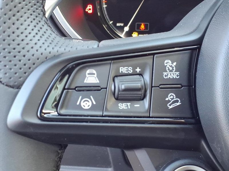 New 2025 Alfa Romeo Stelvio AwdImage 19