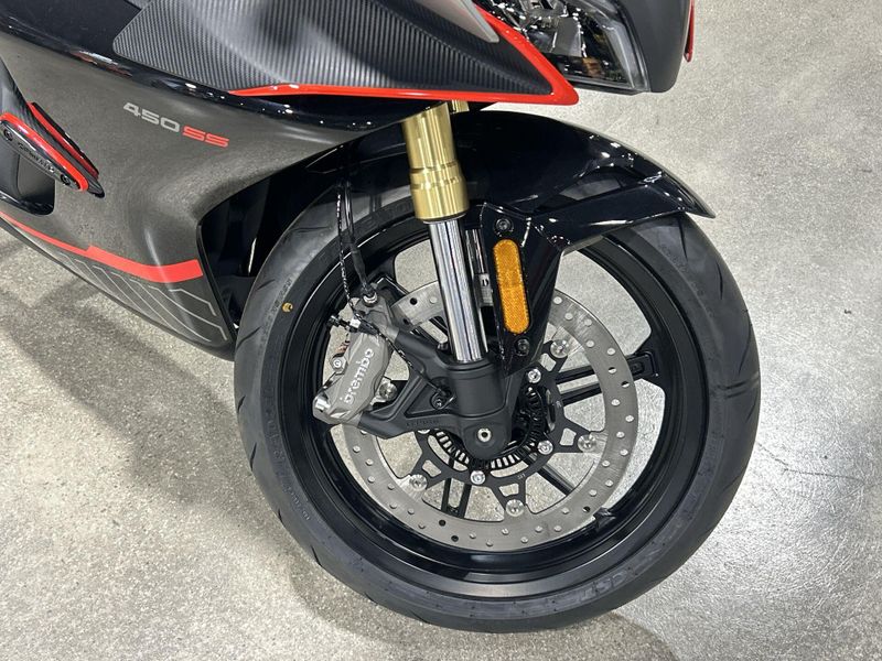 2025 CFMOTO 450SS Image 10