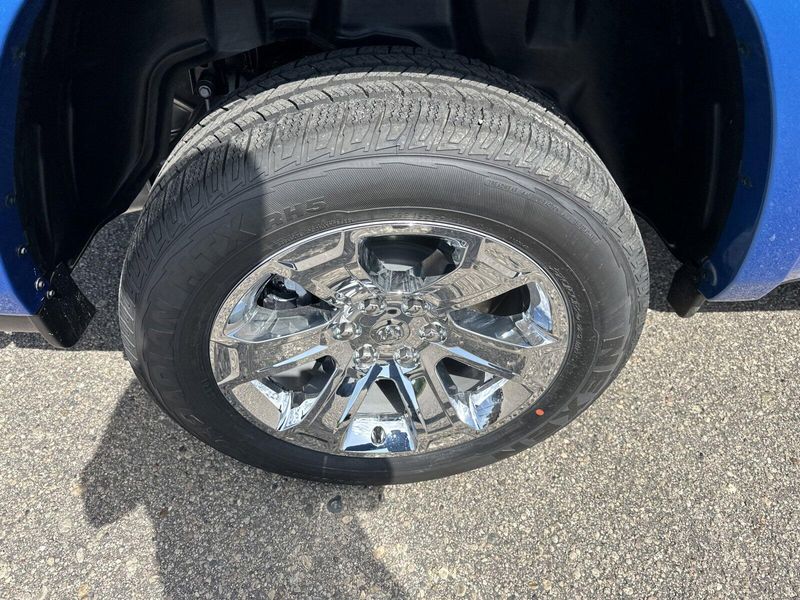 2025 RAM 1500 Big HornImage 10