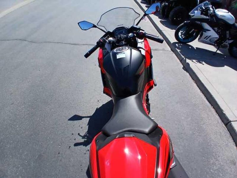 2025 Kawasaki NINJA 500 SE ABS 