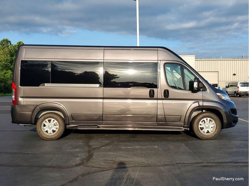 2024 RAM ProMaster 2500 Window Van High Roof 159WBImage 2