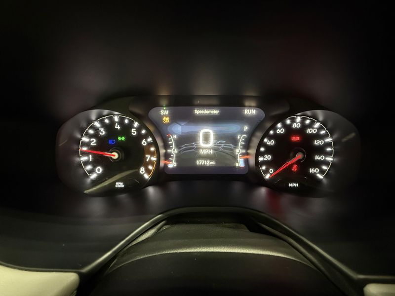 Used 2025 Jeep Compass LimitedImage 25