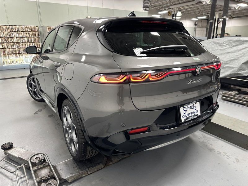 New 2024 Alfa Romeo Tonale Ti EawdImage 7
