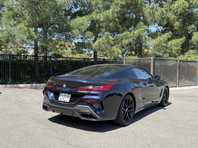 2022 BMW 8 Series M850i xDriveImage 6
