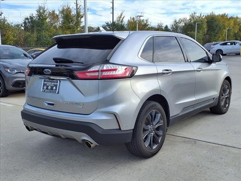 2020 Ford Edge TitaniumImage 11