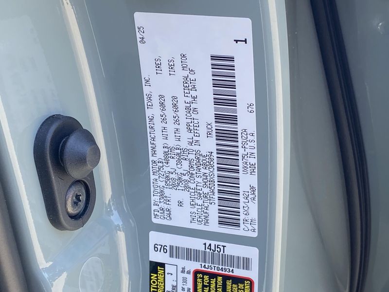2025 Toyota Tundra PlatinumImage 21
