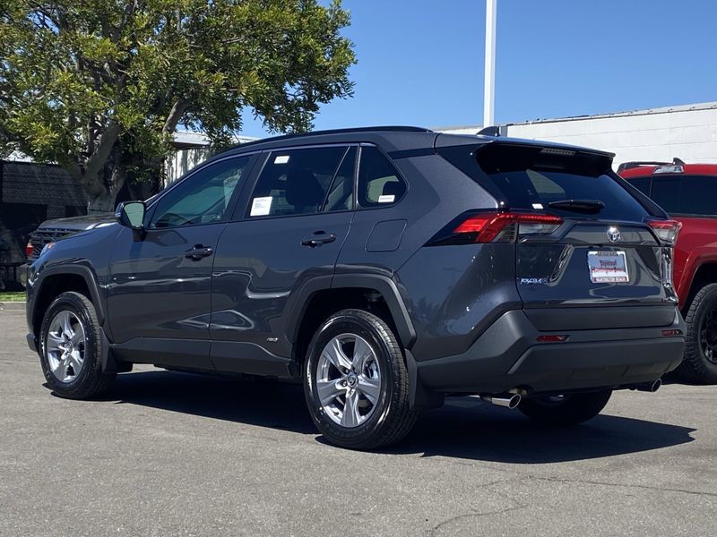 New 2025 Toyota RAV4 Hybrid LEImage 5