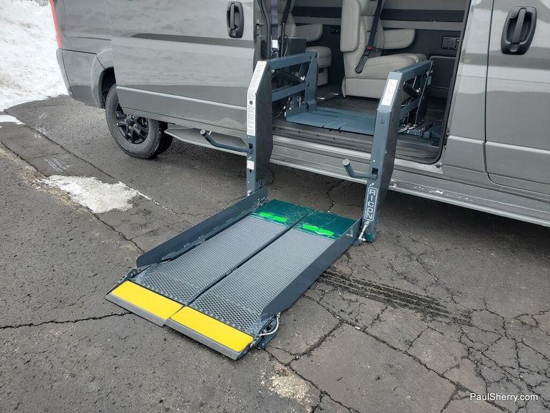 New 2026 RAM Promaster 2500 Slt+ Window Van High Roof 159' Wb