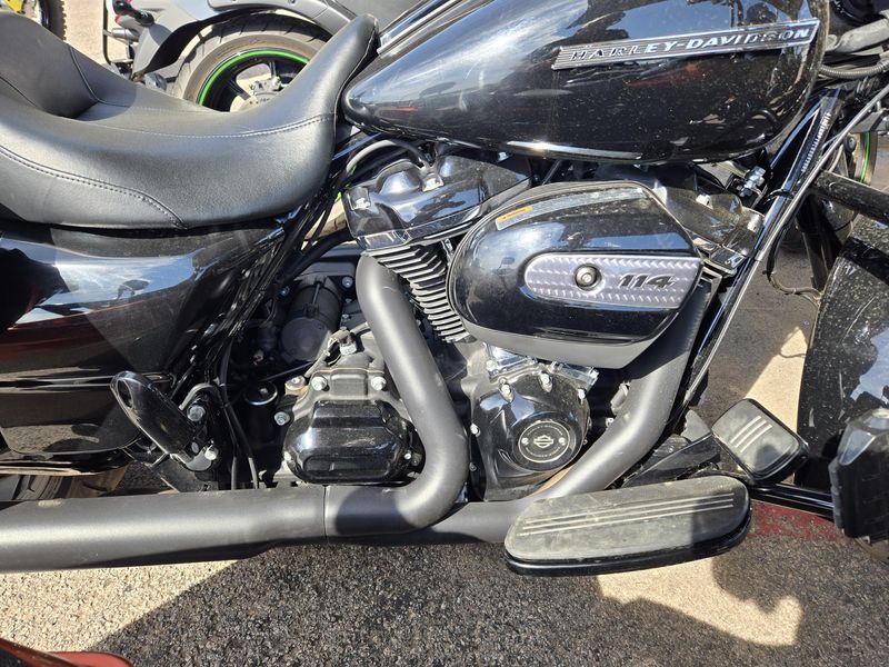 USED 2020 HARLEY STREET GLIDE SPECIAL Image 5