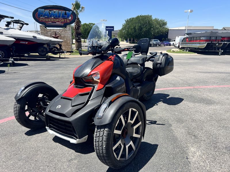 2020 Can-Am RD RYKER RALLY 900 ACE 20 900 ACE BLACK REDImage 1