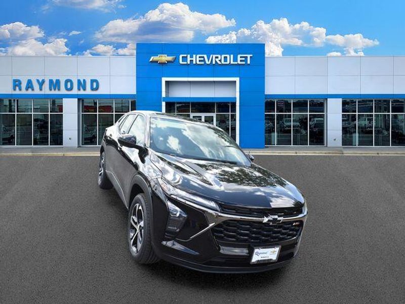 New 2026 Chevrolet Trax 1RSImage 10