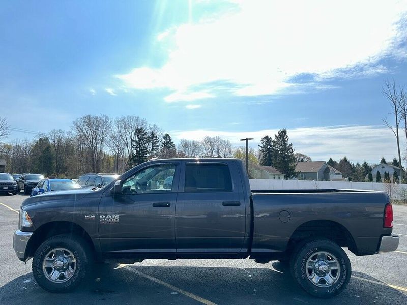 2018 RAM 2500 TradesmanImage 16