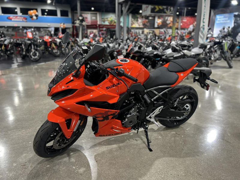 New 2026 Suzuki GSX-8R Image 9
