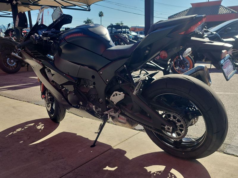 Used 2025 Kawasaki NINJA ZX-10 Image 14
