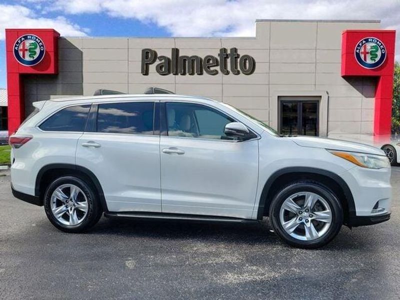 2015 Toyota Highlander Limited photo 3