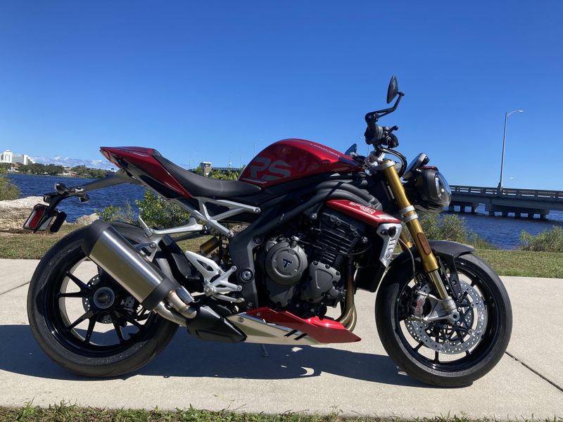 2024 Triumph Speed Triple 1200 RS 