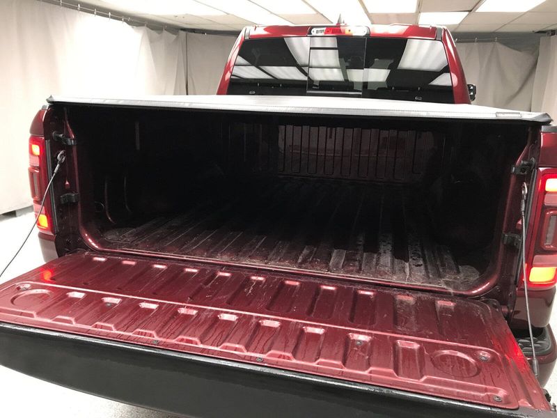 2022 RAM 1500 LaramieImage 19