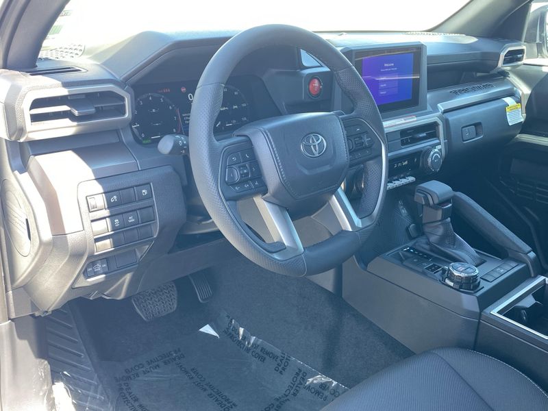 New 2025 Toyota Tacoma TRD Off Road HybridImage 13