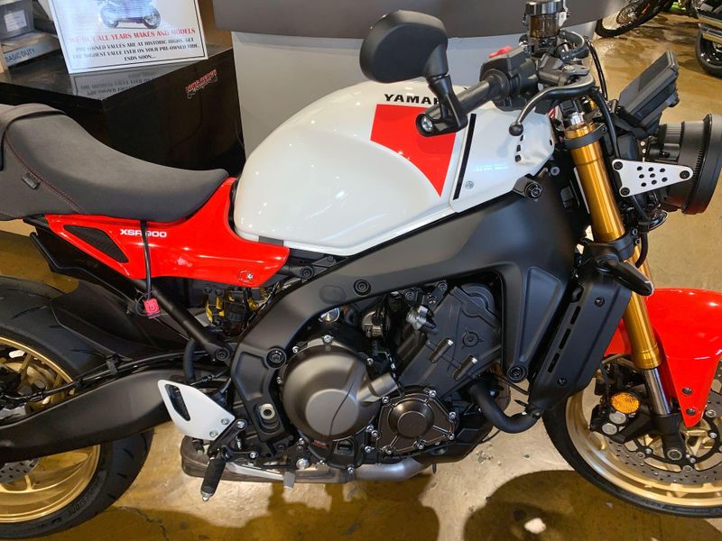 New 2025 Yamaha XSR900 Image 13