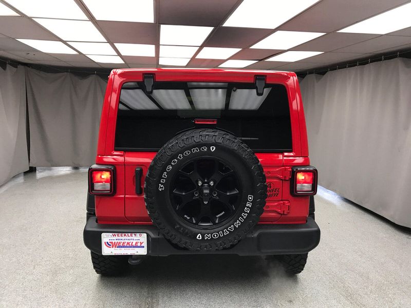 2022 Jeep Wrangler Unlimited WillysImage 17