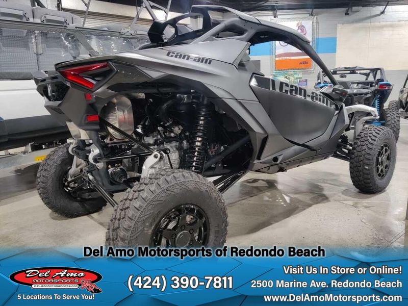 2024 Can-Am 8GRF  in a TRIPLE BLACK exterior color. Del Amo Motorsports of Redondo Beach (424) 304-1660 delamomotorsports.com 