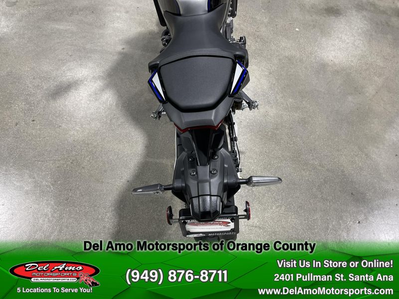 2025 Yamaha MT-09 SP Image 35
