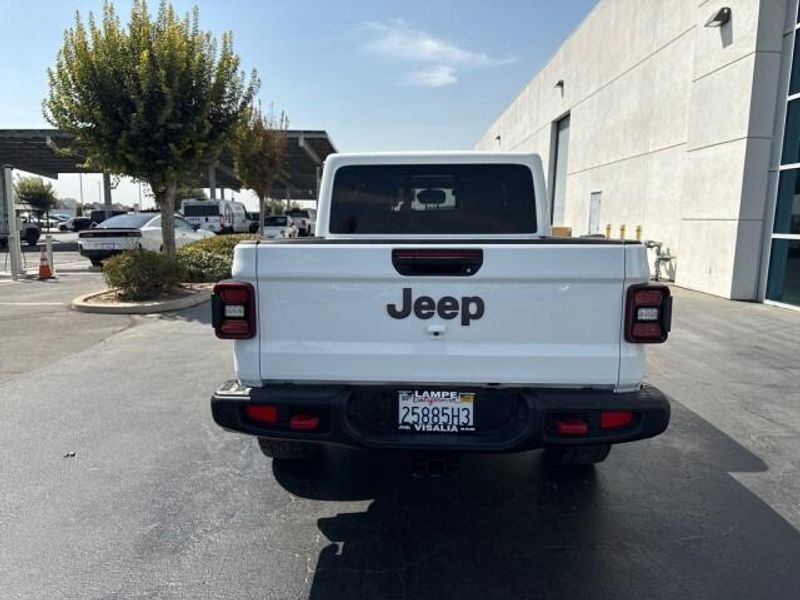 2021 Jeep Gladiator Rubicon photo 6