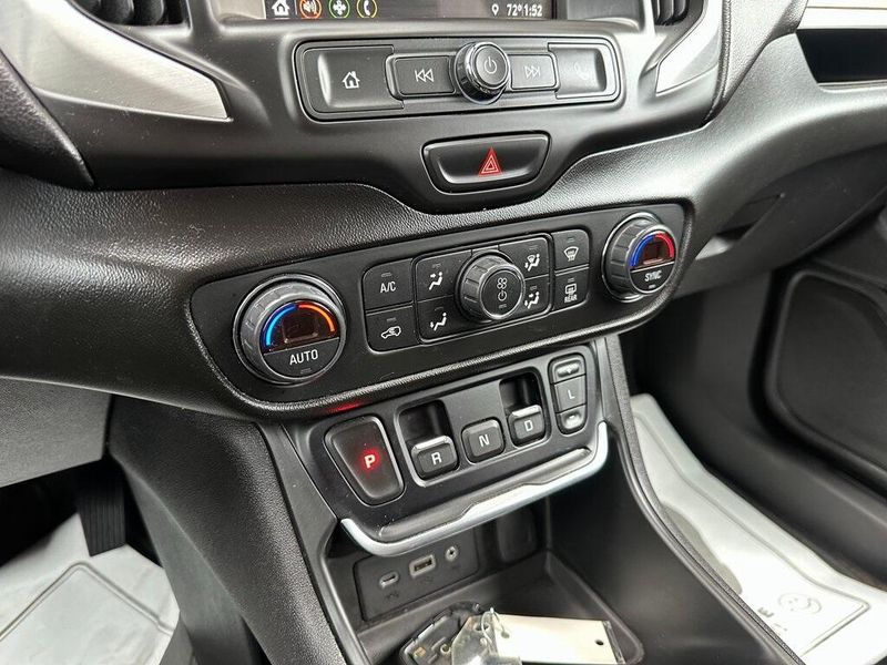 2019 GMC Terrain SLEImage 7