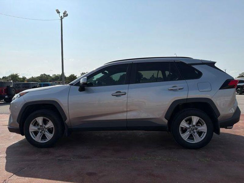 Used 2019 Toyota RAV4 XLEImage 7