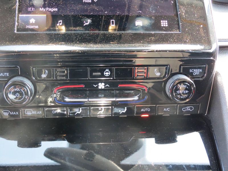 Used 2022 Jeep Grand Cherokee L Laredo 4x4 4dr SUVImage 24