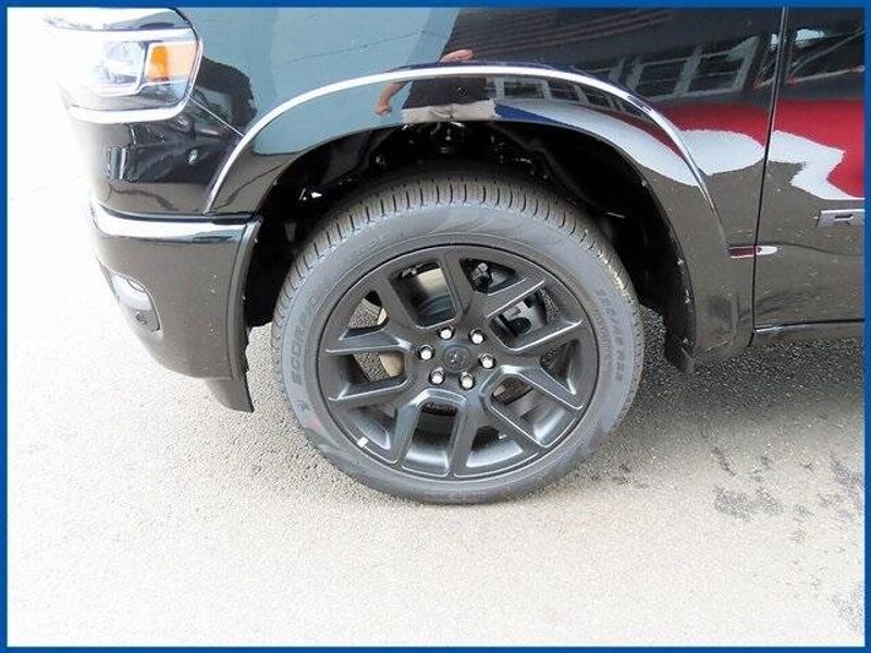 2025 RAM 1500 LaramieImage 4