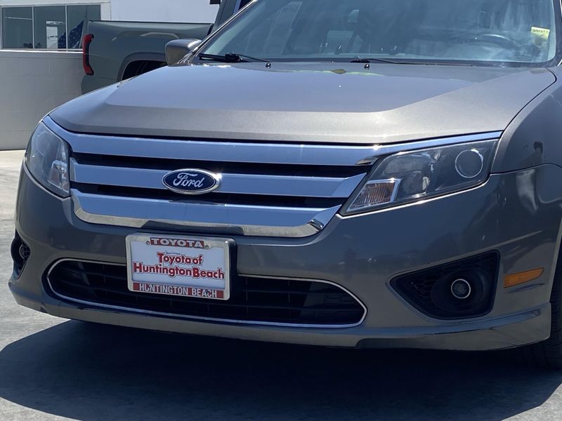 2011 Ford Fusion SEImage 8