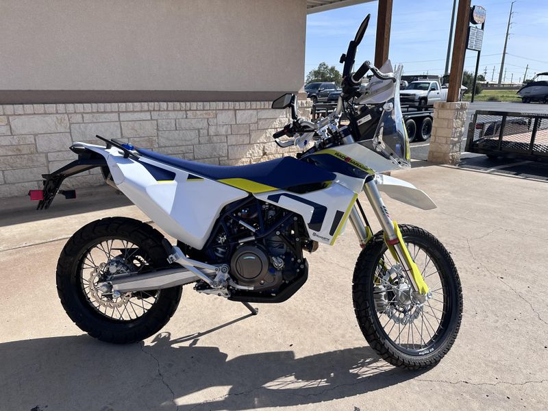 2021 HUSQVARNA 701 ENDURO Image 2