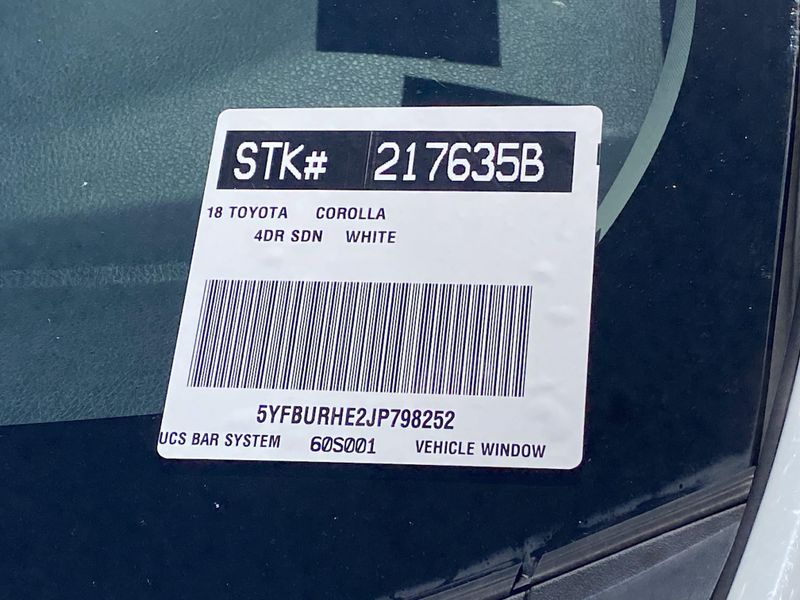 Used 2018 Toyota Corolla SEImage 31