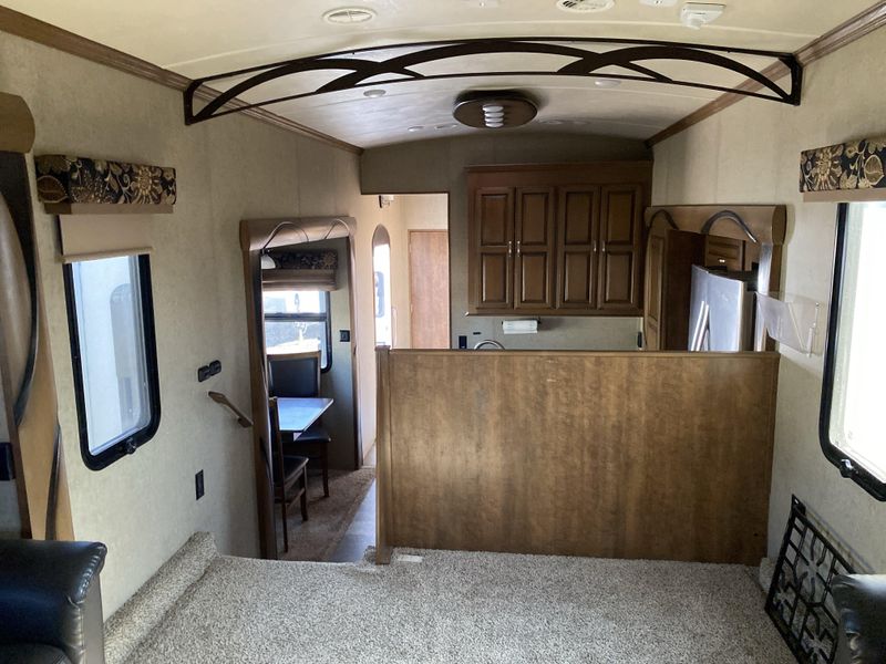 Used 2018 FOREST RIVER CEDAR CREEK 38 FLX Image 14