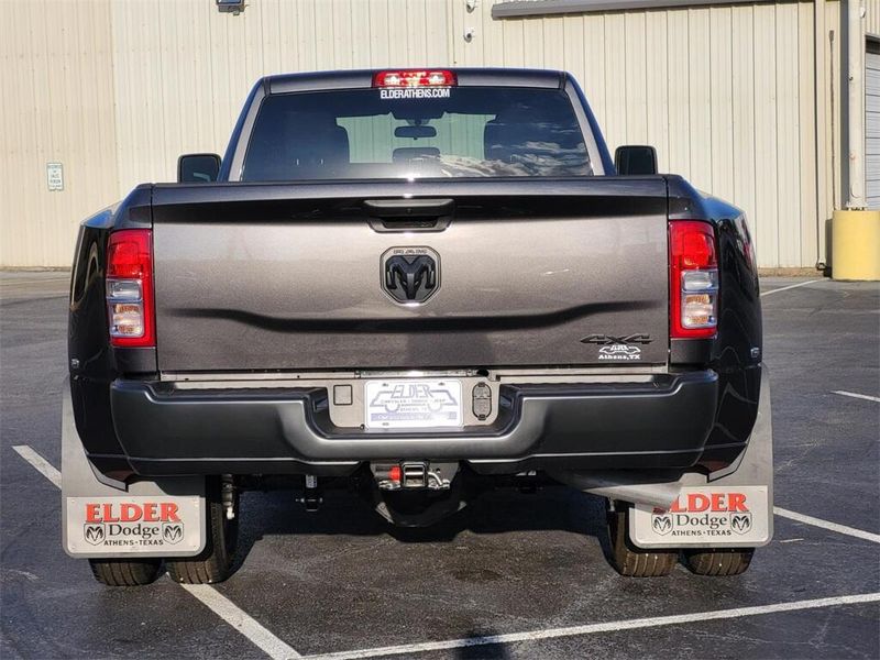 2024 RAM 3500 Tradesman Crew Cab 4x4 8