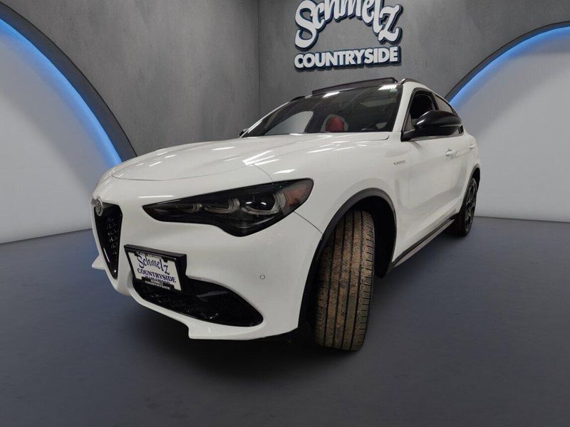 Used 2024 Alfa Romeo Stelvio Veloce AWD w/Activ AssistImage 12