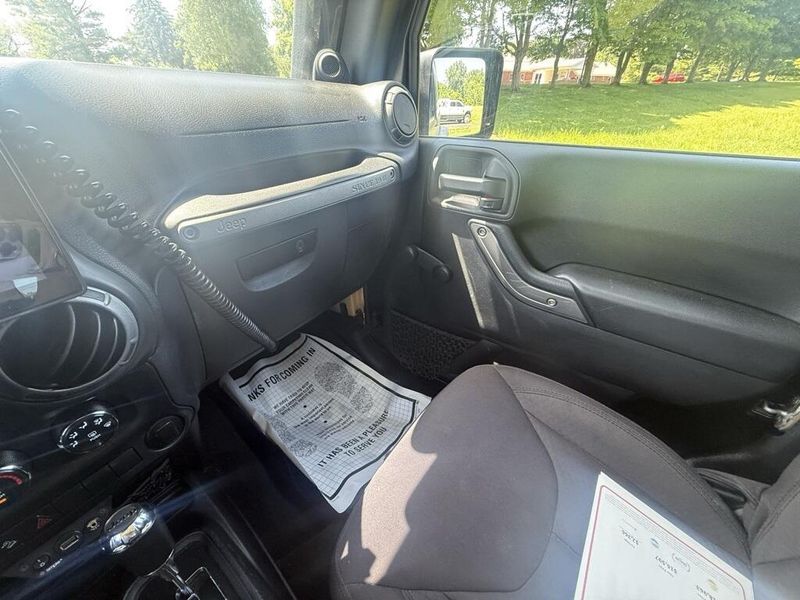 2014 Jeep Wrangler Sport photo 22