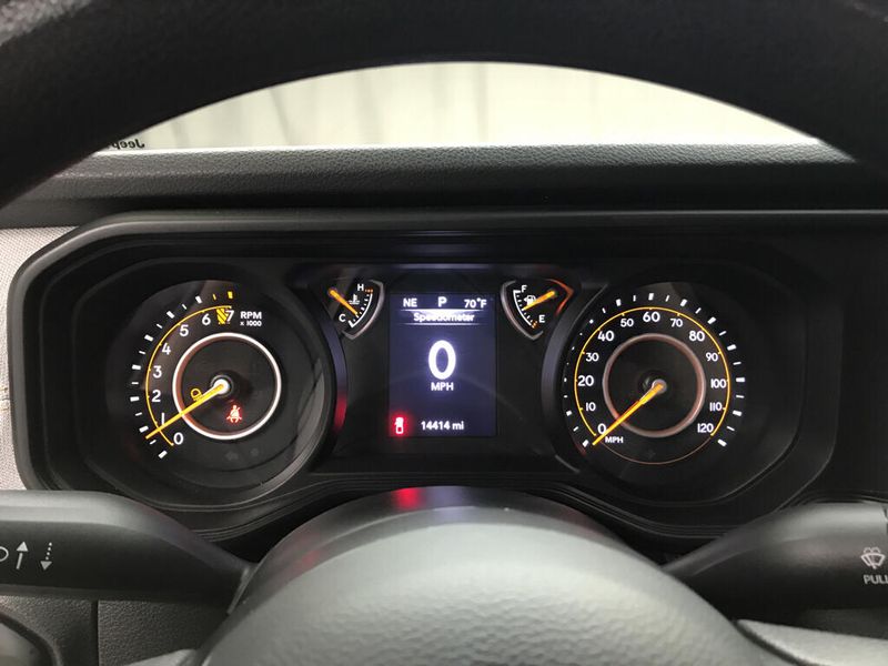 Used 2024 Jeep Gladiator NighthawkImage 5